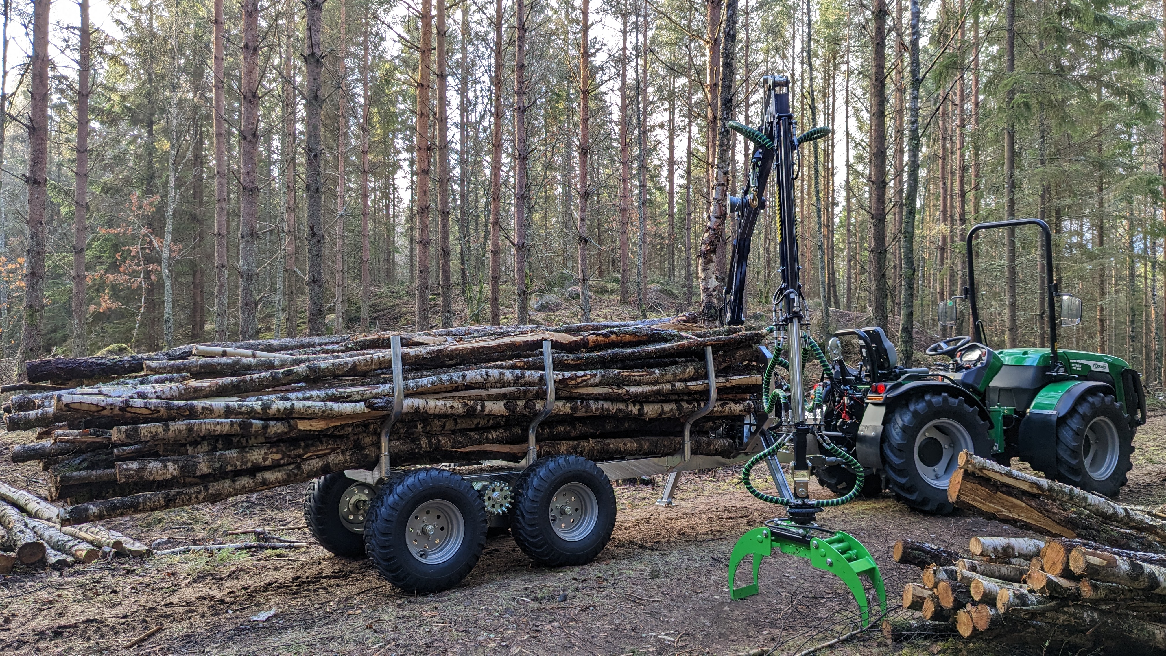 KRANVAGNAR FÖR TRAKTORER