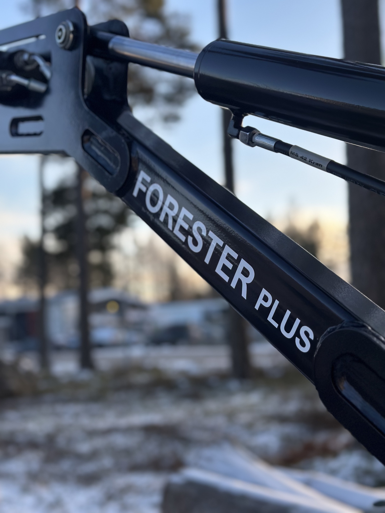 Avestavagnen Forester Plus, kranvagn till atv